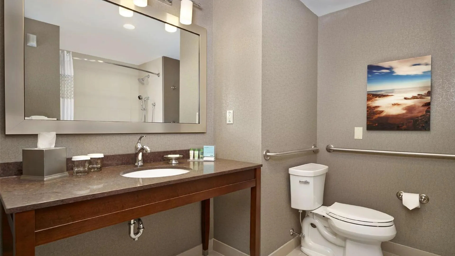 Hampton Inn By Hilton Halifax Downtown