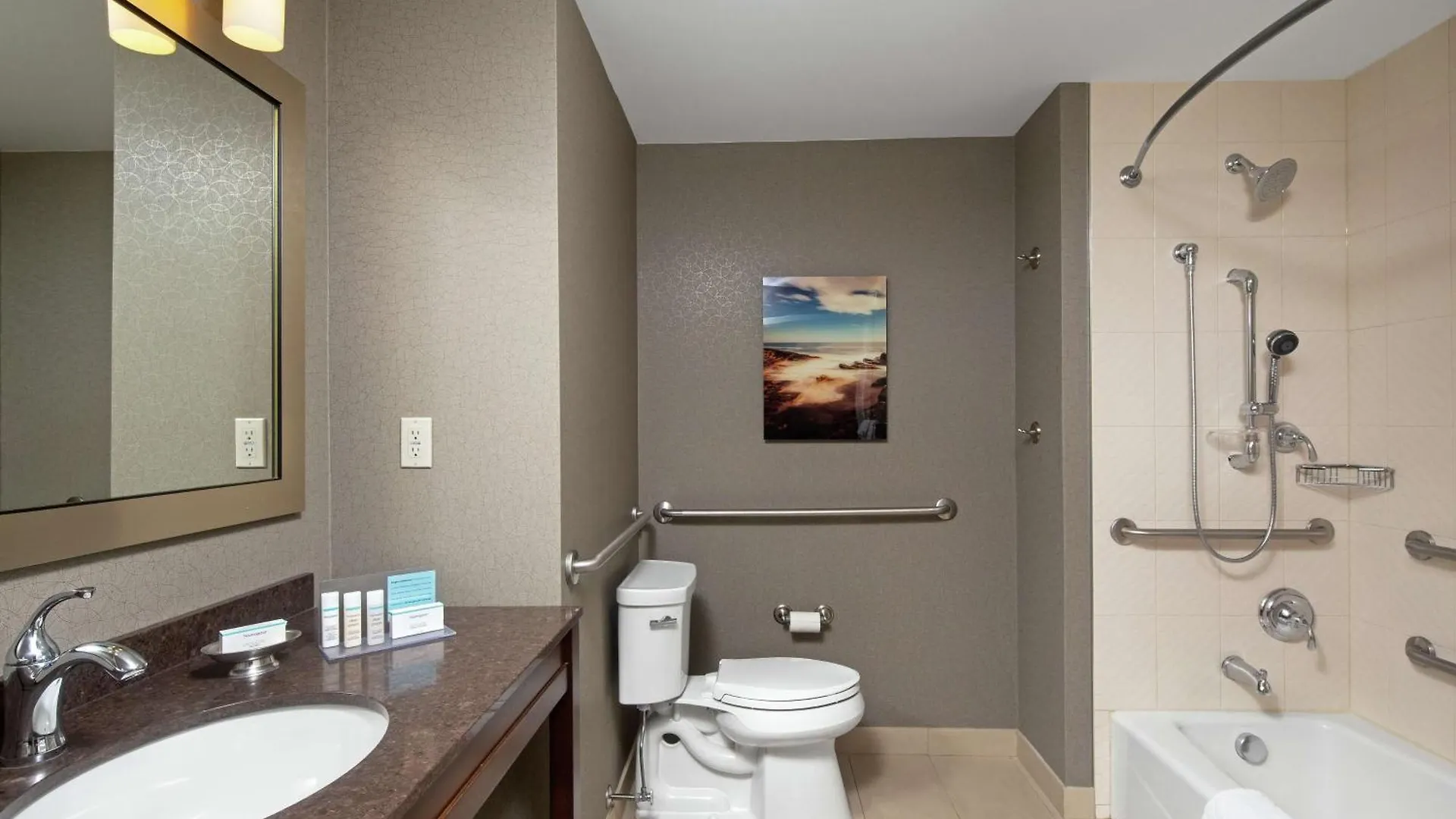 Hampton Inn By Hilton Halifax Downtown Hotel