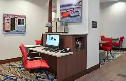 Hampton Inn By Hilton Halifax Downtown 3*,